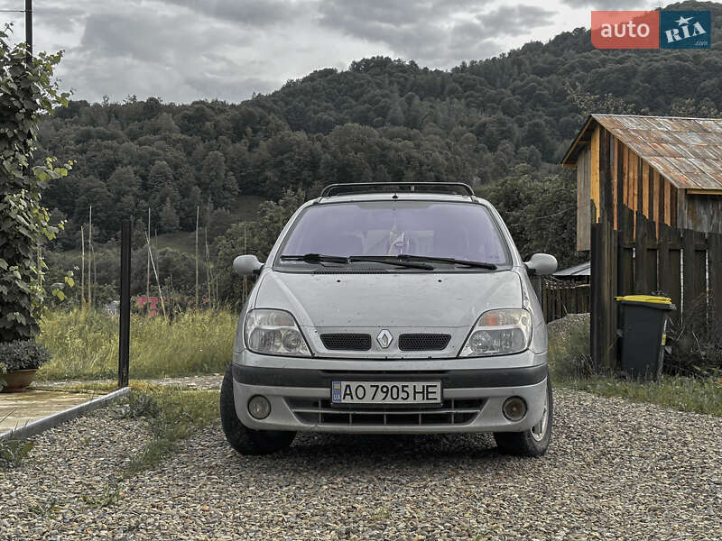 Минивэн Renault Scenic 2001 в Тячеве