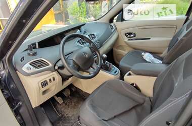 Мінівен Renault Scenic 2010 в 
