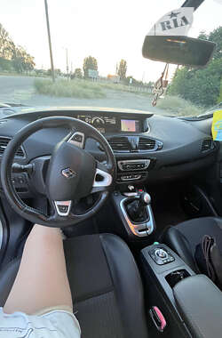 Минивэн Renault Scenic 2013 в Белгороде-Днестровском