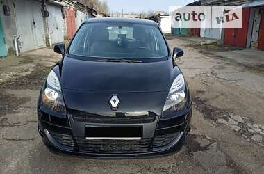 Мінівен Renault Scenic 2011 в Миколаєві