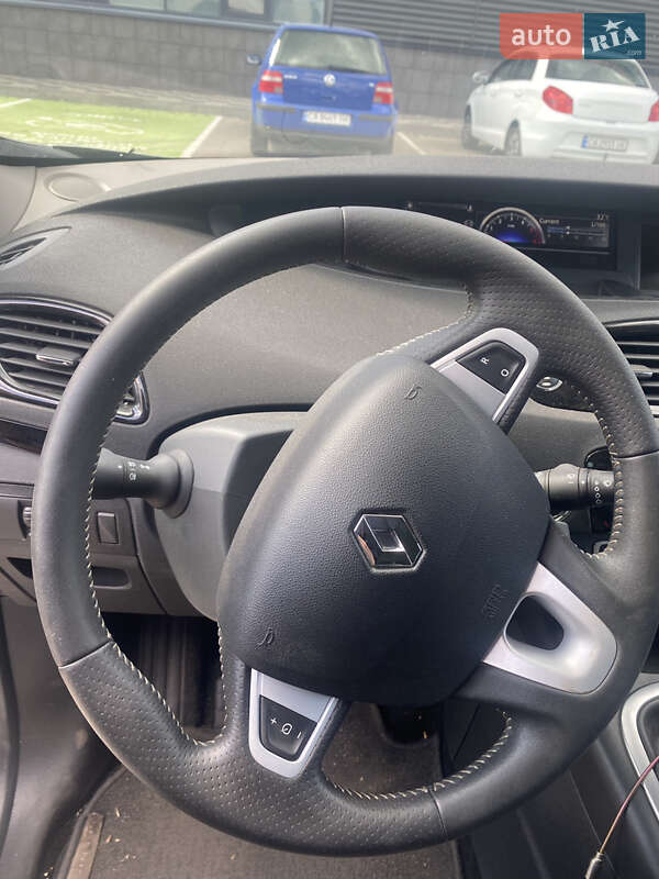 Минивэн Renault Scenic 2012 в Черкассах