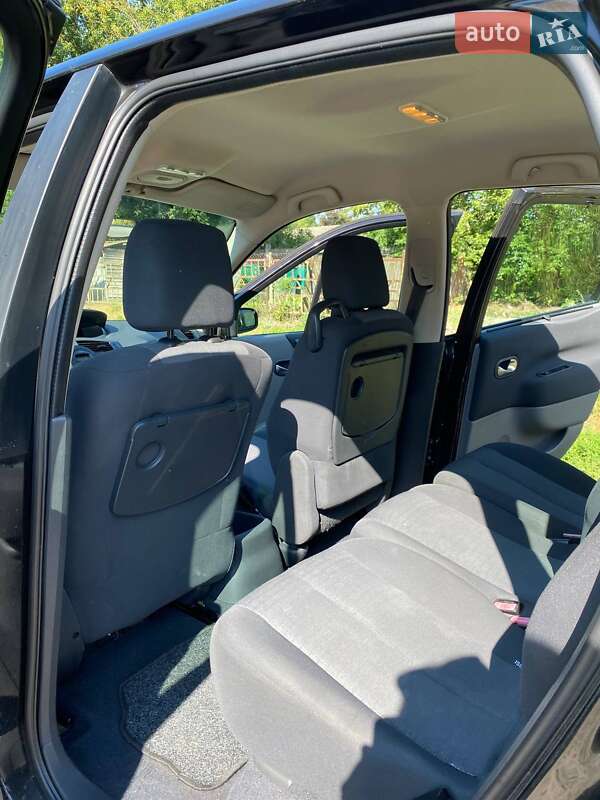 Минивэн Renault Scenic 2007 в Баре