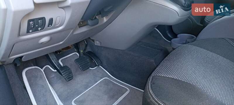 Минивэн Renault Scenic 2007 в Виннице