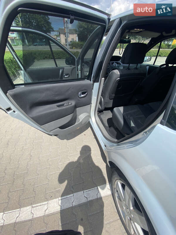 Минивэн Renault Scenic 2004 в Житомире фото 22 Минивэн Renault Scenic 2004 в Житомире