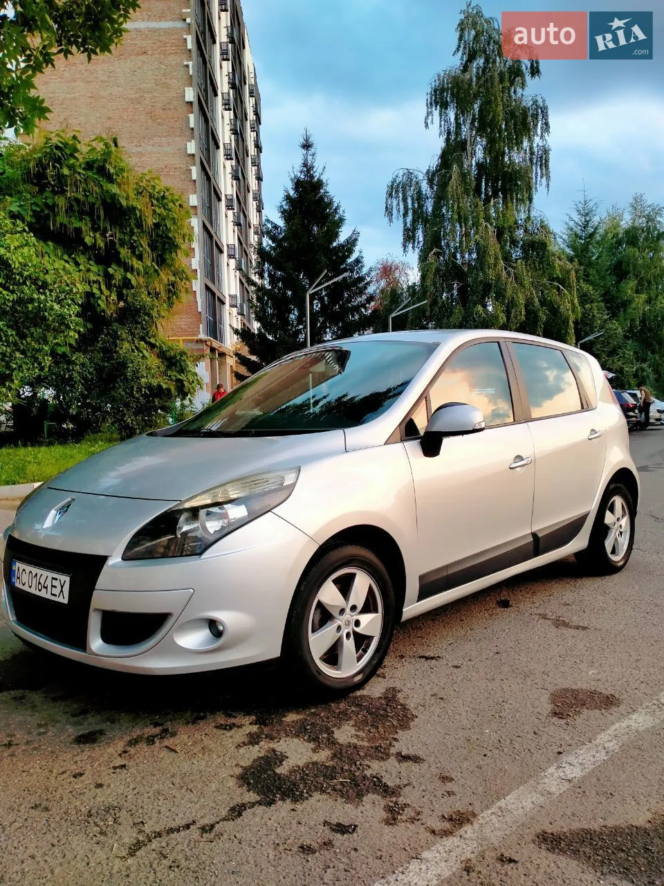 2010 Renault Scenic - мініатюра 10