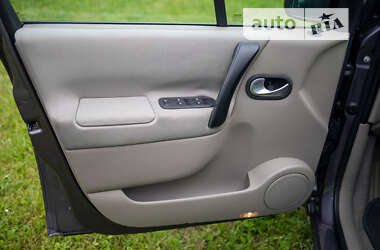 Минивэн Renault Scenic 2005 в 