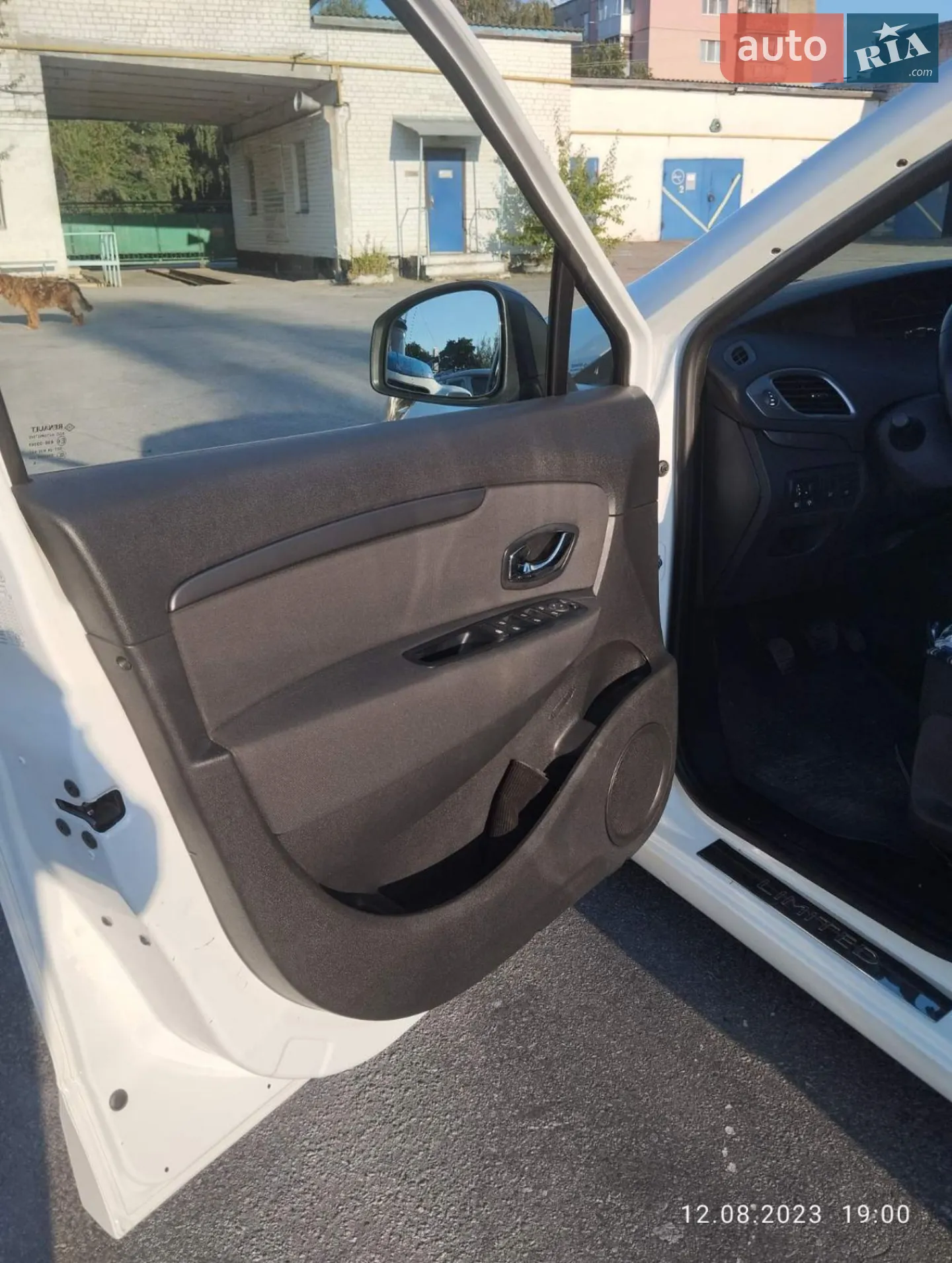 2016 Renault Scenic - мініатюра 14