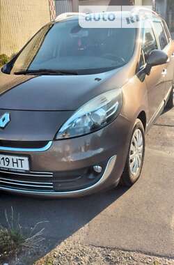 Минивэн Renault Scenic 2013 в Киеве