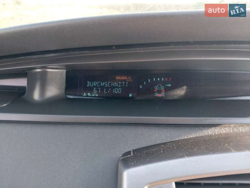 Минивэн Renault Scenic 2005 в Измаиле