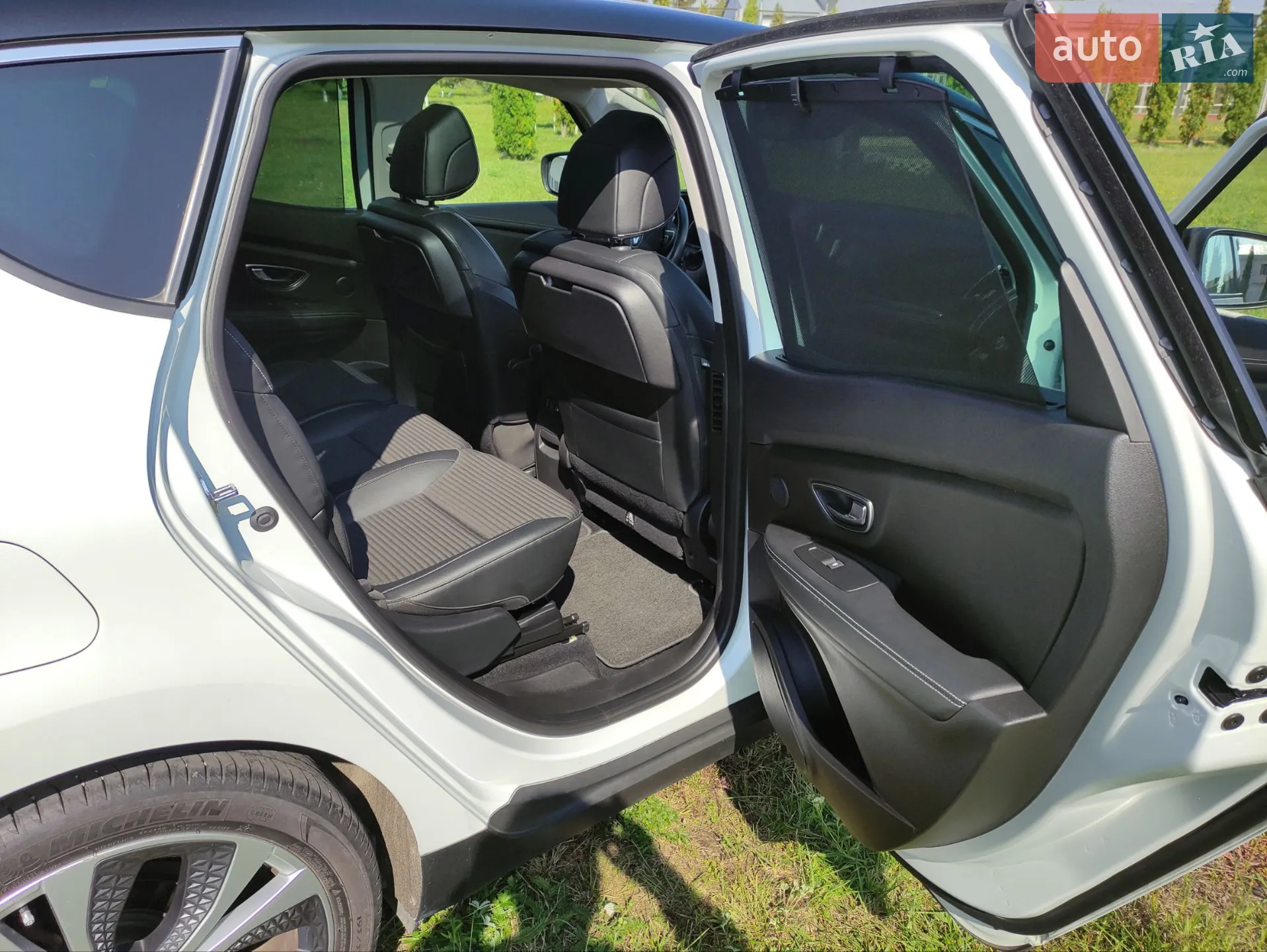 Renault Scenic 2017 VIN VF1RFA00557750003 фото оголошення 18 з 26