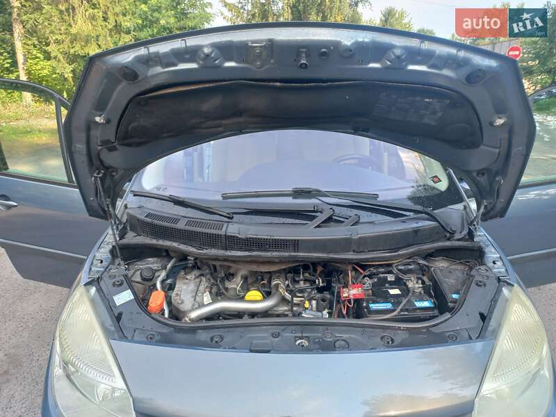 Минивэн Renault Scenic 2006 в Радивилове фото 31 Минивэн Renault Scenic 2006 в Радивилове