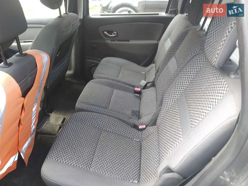 Минивэн Renault Scenic 2011 в Львове