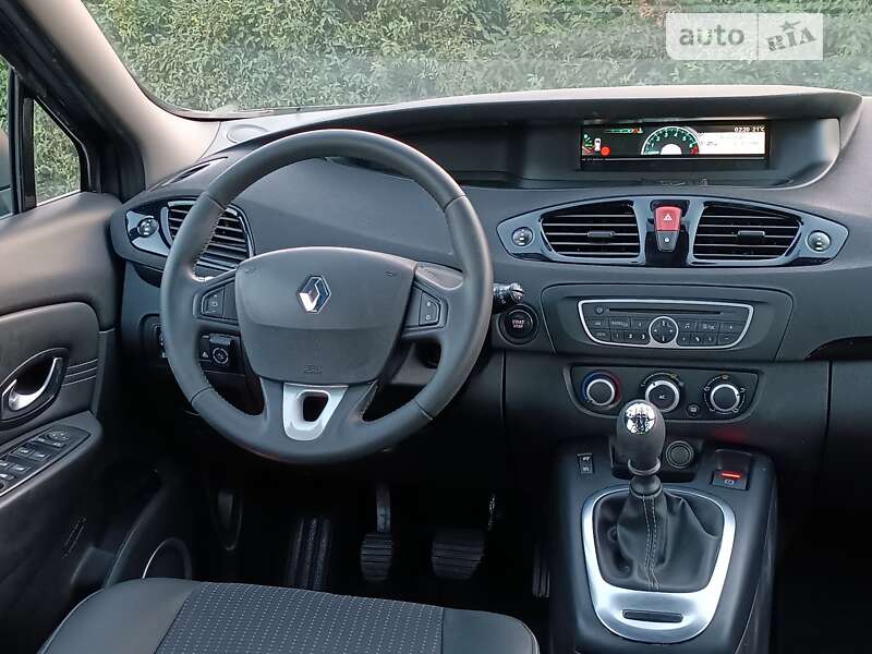 Минивэн Renault Scenic 2011 в Днепре