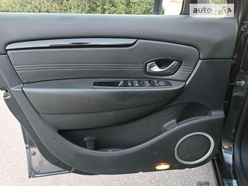 Минивэн Renault Scenic 2011 в Днепре