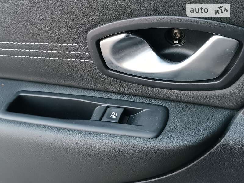 Минивэн Renault Scenic 2011 в Днепре