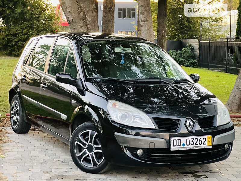 Минивэн Renault Scenic 2006 в 