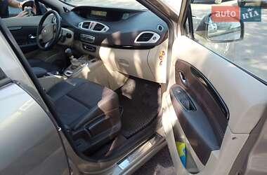 Мінівен Renault Scenic 2009 в 