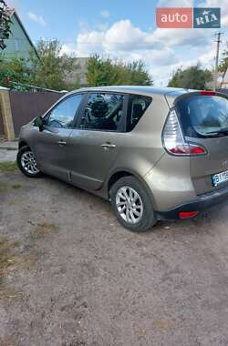 Минивэн Renault Scenic 2012 в Пирятине