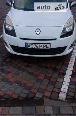 Минивэн Renault Scenic 2011 в Днепре