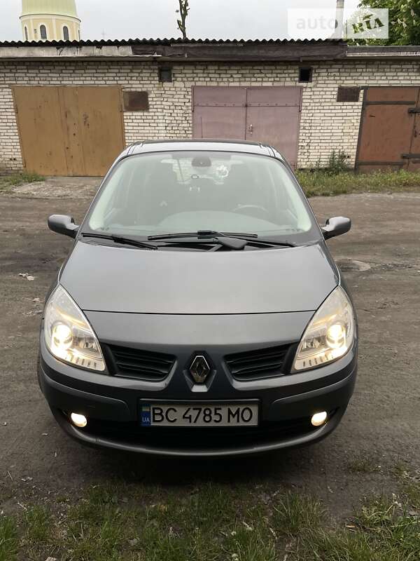 Минивэн Renault Scenic 2008 в 