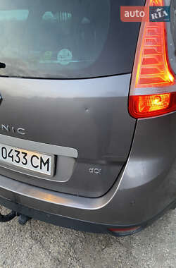 Мінівен Renault Scenic 2011 в Луцьку