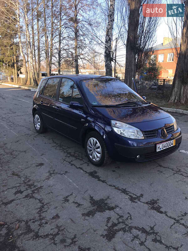 Минивэн Renault Scenic 2004 в Ровно