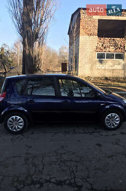 Минивэн Renault Scenic 2004 в Ровно