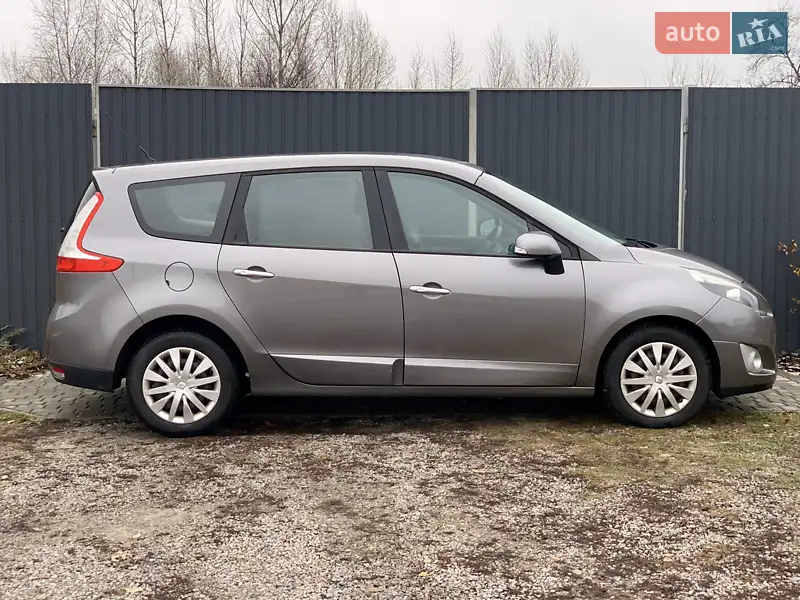 Мінівен Renault Scenic 2009 в 