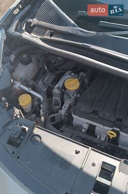 Минивэн Renault Scenic 2009 в 