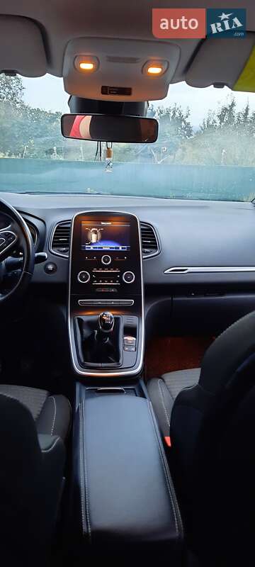 Минивэн Renault Scenic 2017 в Луцке