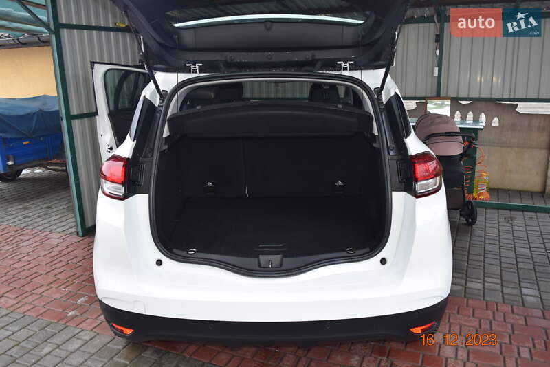 Минивэн Renault Scenic 2017 в Луцке