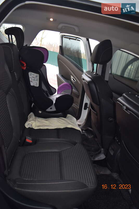 Минивэн Renault Scenic 2017 в Луцке