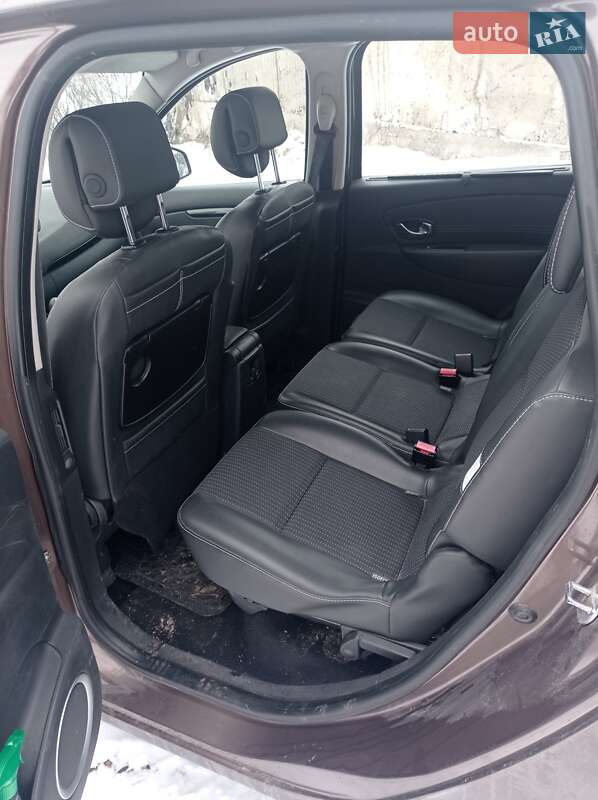 Мінівен Renault Scenic 2012 в Кам'янському