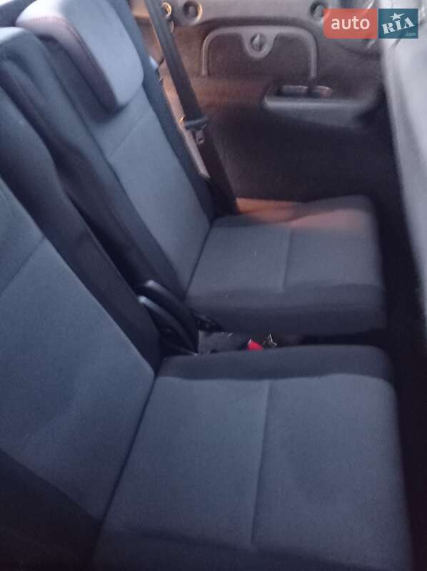 Renault Scenic 2012