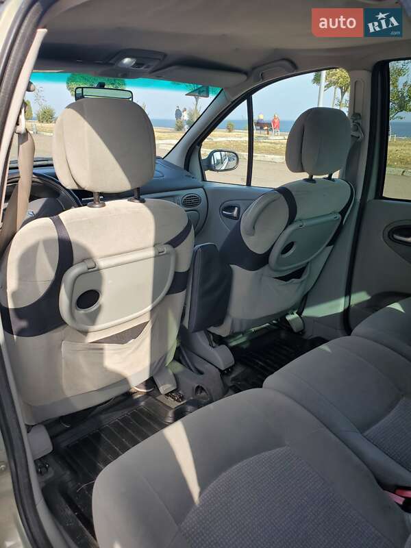 Минивэн Renault Scenic 2003 в Черкассах фото 2 Минивэн Renault Scenic 2003 в Черкассах