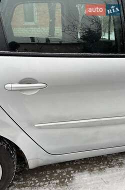 Минивэн Renault Scenic 2007 в Харькове