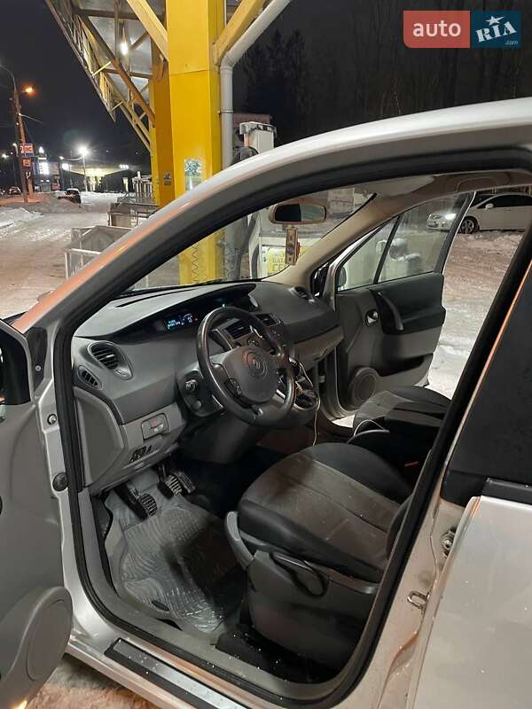 Мінівен Renault Scenic 2006 в Тернополі
