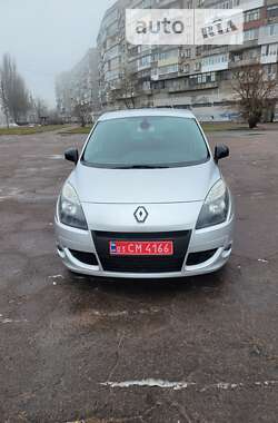 Минивэн Renault Scenic 2011 в Каменском