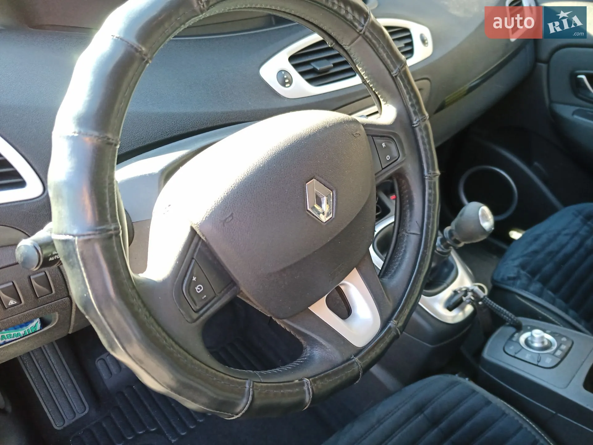 2010 Renault Scenic - мініатюра 6