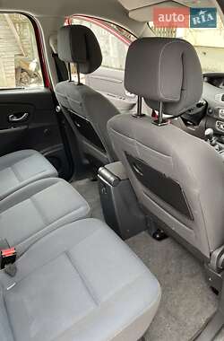 Минивэн Renault Scenic 2009 в 