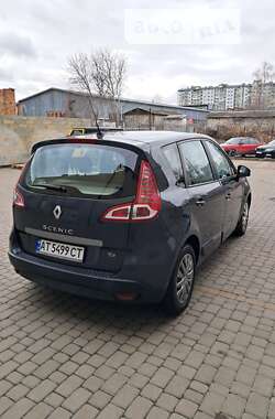 Мінівен Renault Scenic 2011 в Івано-Франківську