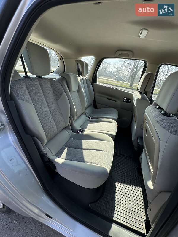 Мінівен Renault Scenic 2006 в Івано-Франківську