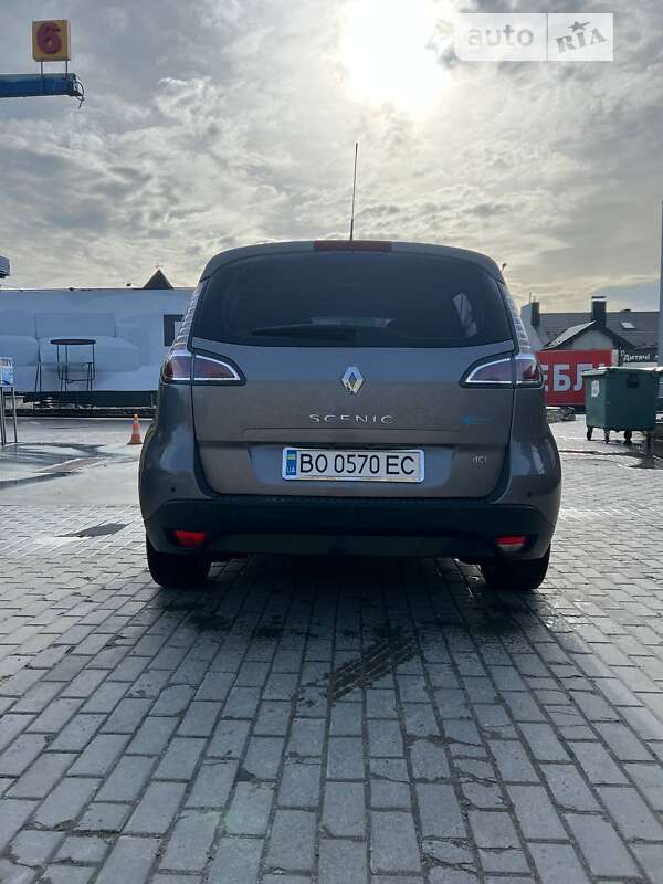 Минивэн Renault Scenic 2013 в Тернополе