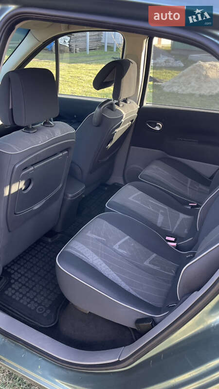 Минивэн Renault Scenic 2003 в Ковеле