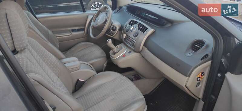 Минивэн Renault Scenic 2004 в Одессе