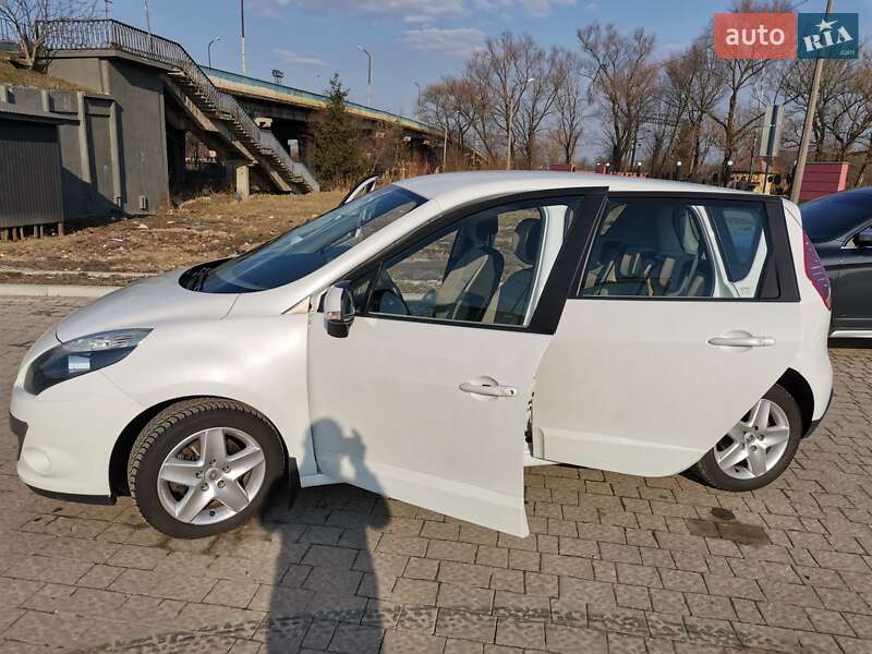 Минивэн Renault Scenic 2011 в Дрогобыче фото 17 Минивэн Renault Scenic 2011 в Дрогобыче