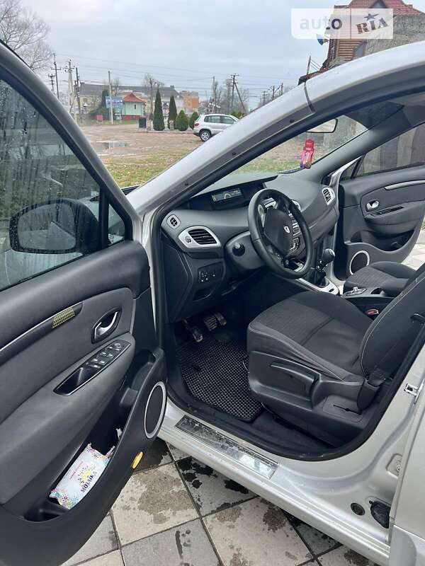 Минивэн Renault Scenic 2009 в Самборе