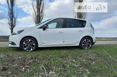 Минивэн Renault Scenic 2015 в Новоархангельске