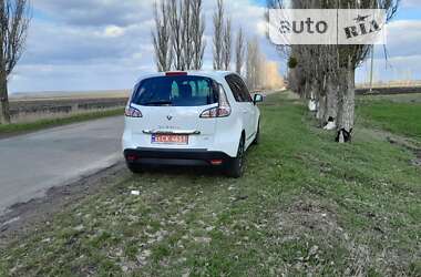 Мінівен Renault Scenic 2015 в Новоархангельську