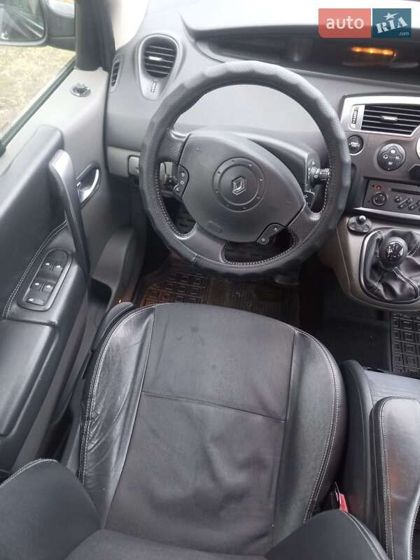 Мінівен Renault Scenic 2005 в Харкові